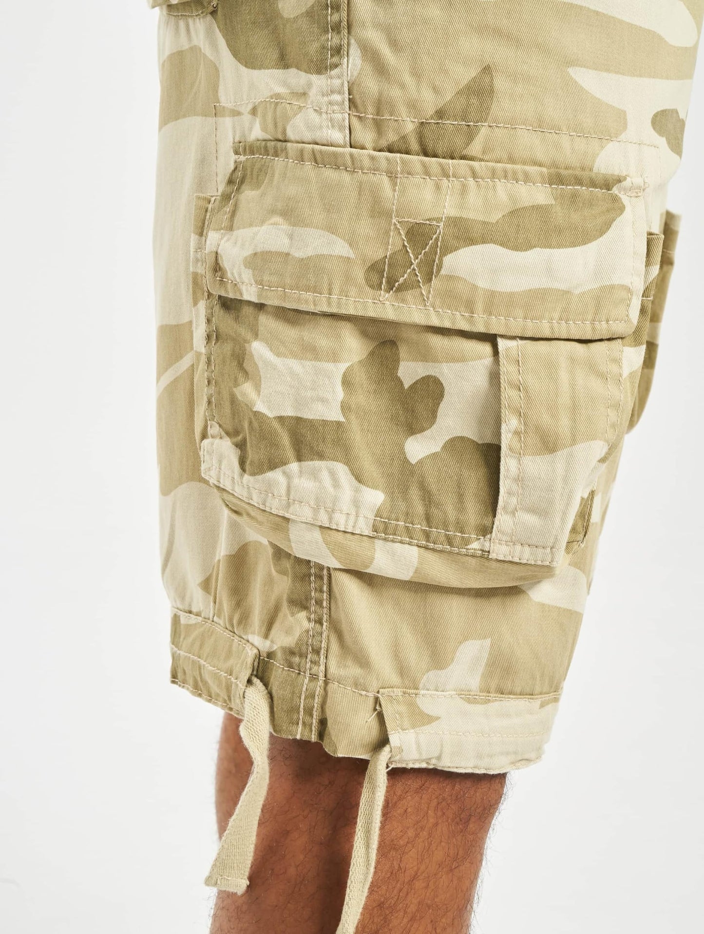 Brandit Urban Legend Shorts Sandstorm Size 7XL