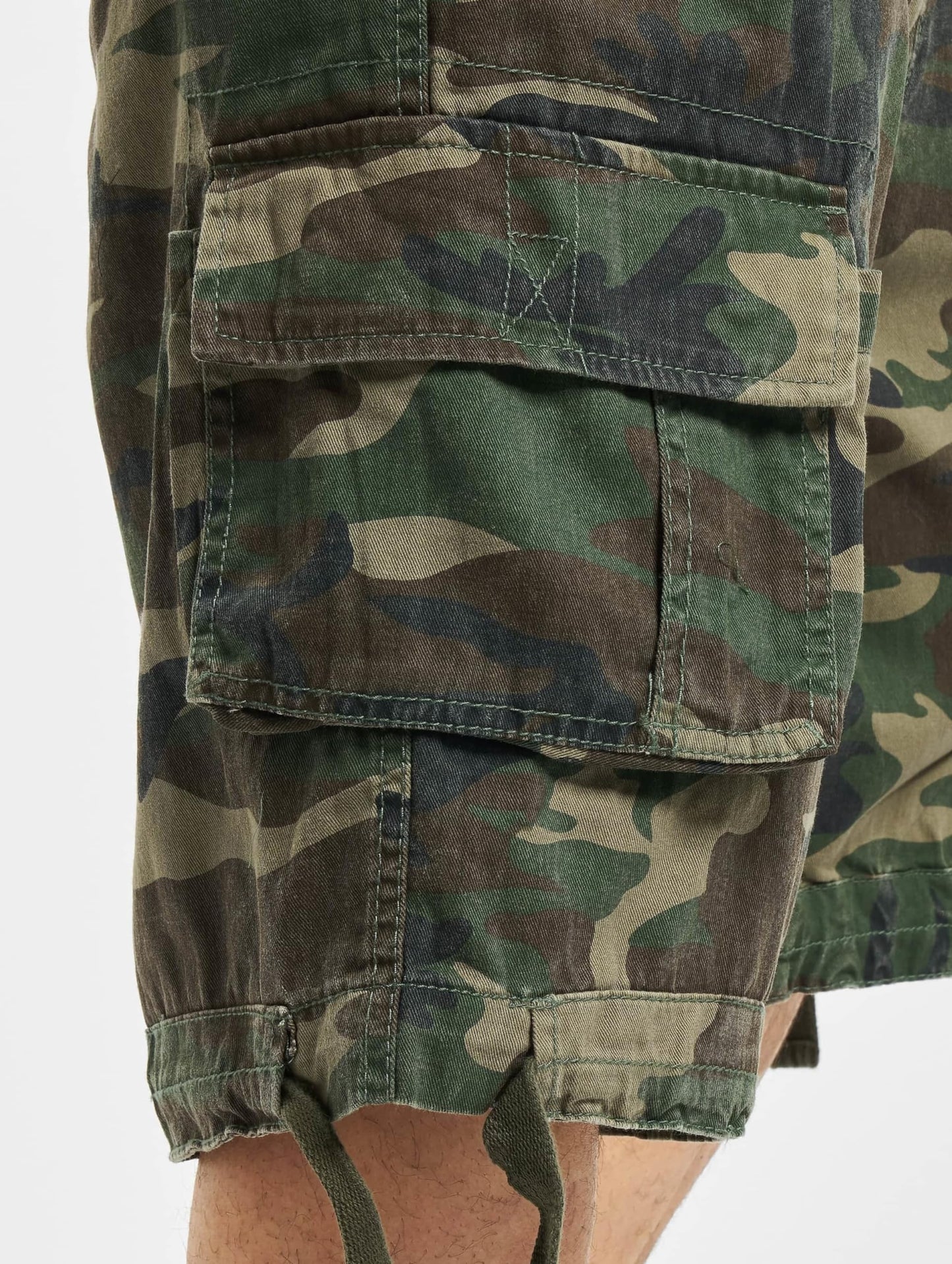 Brandit Urban Legend Shorts Woodland Size 7XL