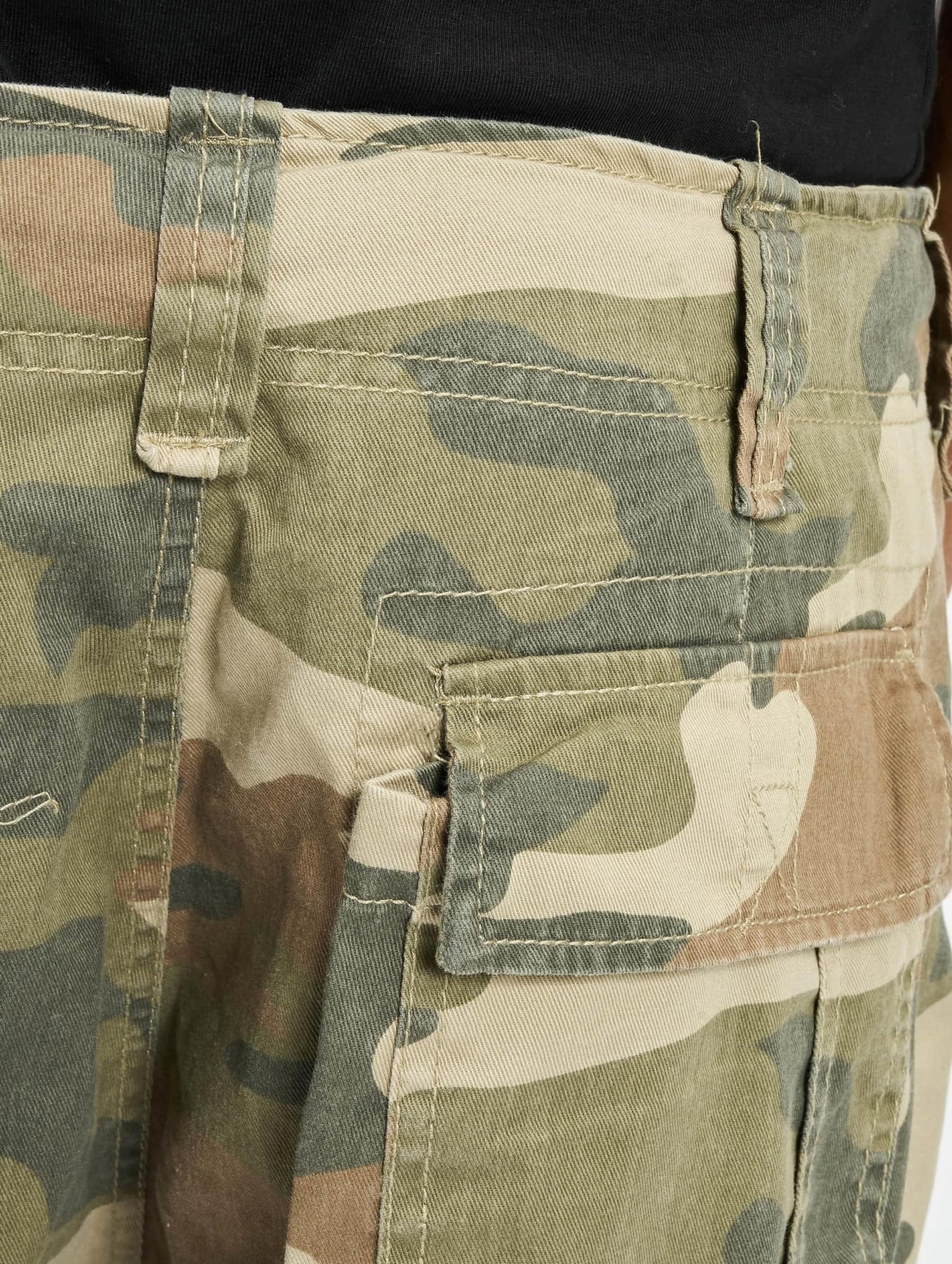 Brandit Men's Urban Legend Shorts Light Woodland Size M