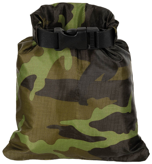 Pack sack Lightweight Transport Military Army Style Drybag M 95 CZ Camo 1L