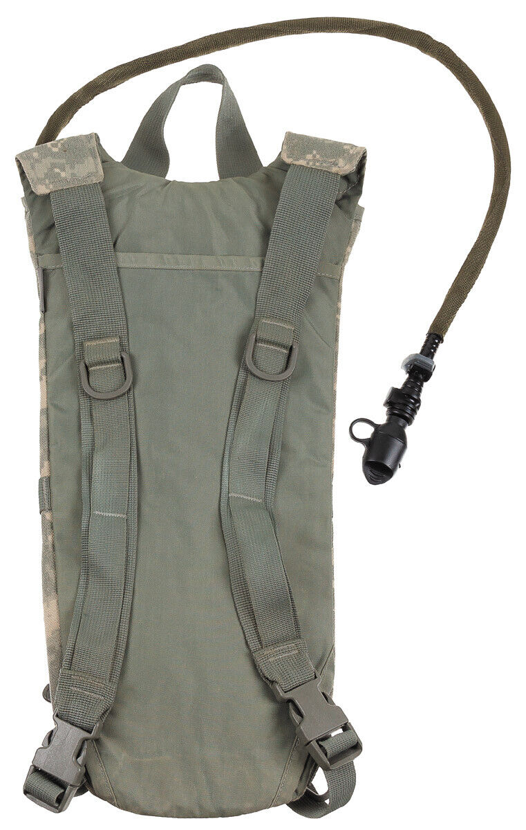 Original US Army Military Combat  Hydration System, CAMELBAK, AT-digital, Used