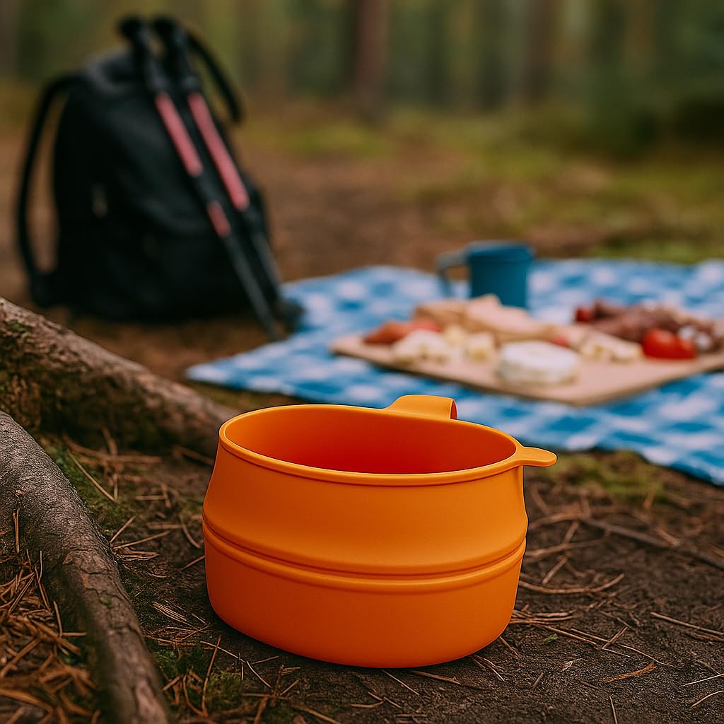 Wildo Fold-A-Cup Large size – Orange Foldable, BPA-Free TPR Camping Cup,Super Lightweight, Made in Sweden – Original & Compact Portable Drinkware