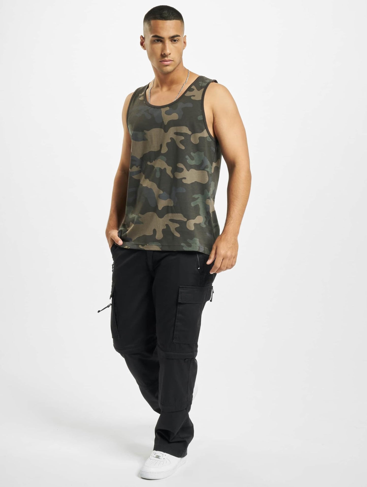 Brandit Men’s Tank Top Dark Camo M – 100% Cotton Sleeveless Casual Wear