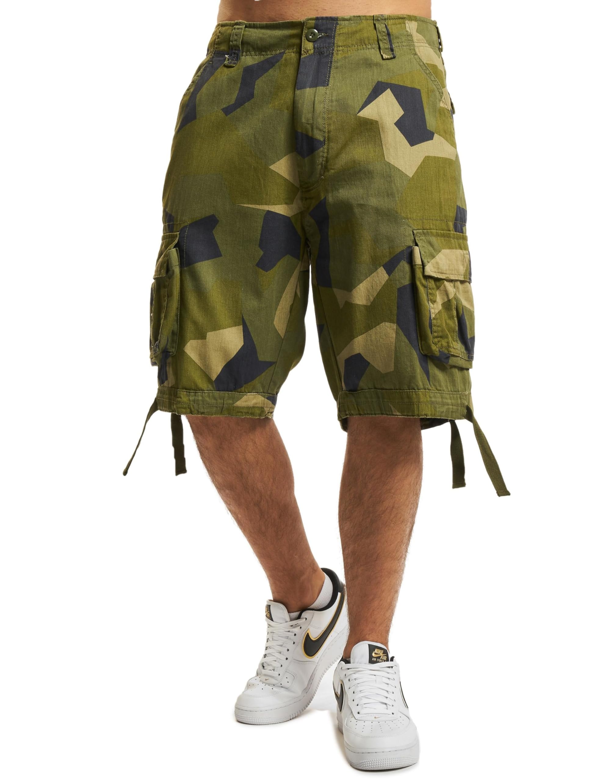 Brandit Men’s Urban Legend Cargo Shorts Swedish Camo – Vintage Army Shorts 4XL