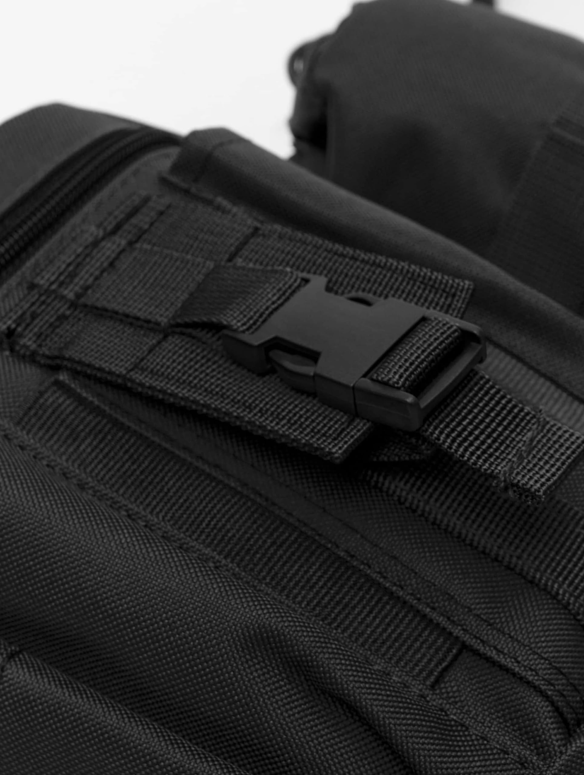 Brandit Round Waistbelt Bag – Unisex Travel Accessories Neck Pouch