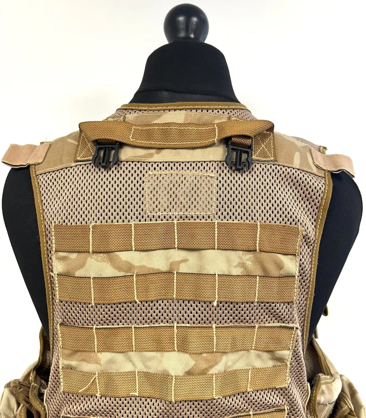 Original British Army Vest Tactical Desert Camo DPM – Used